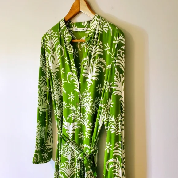 Zara Lilou Belted Green & White Floral Midi Sub Dress - Medium - Picture 2 of 11